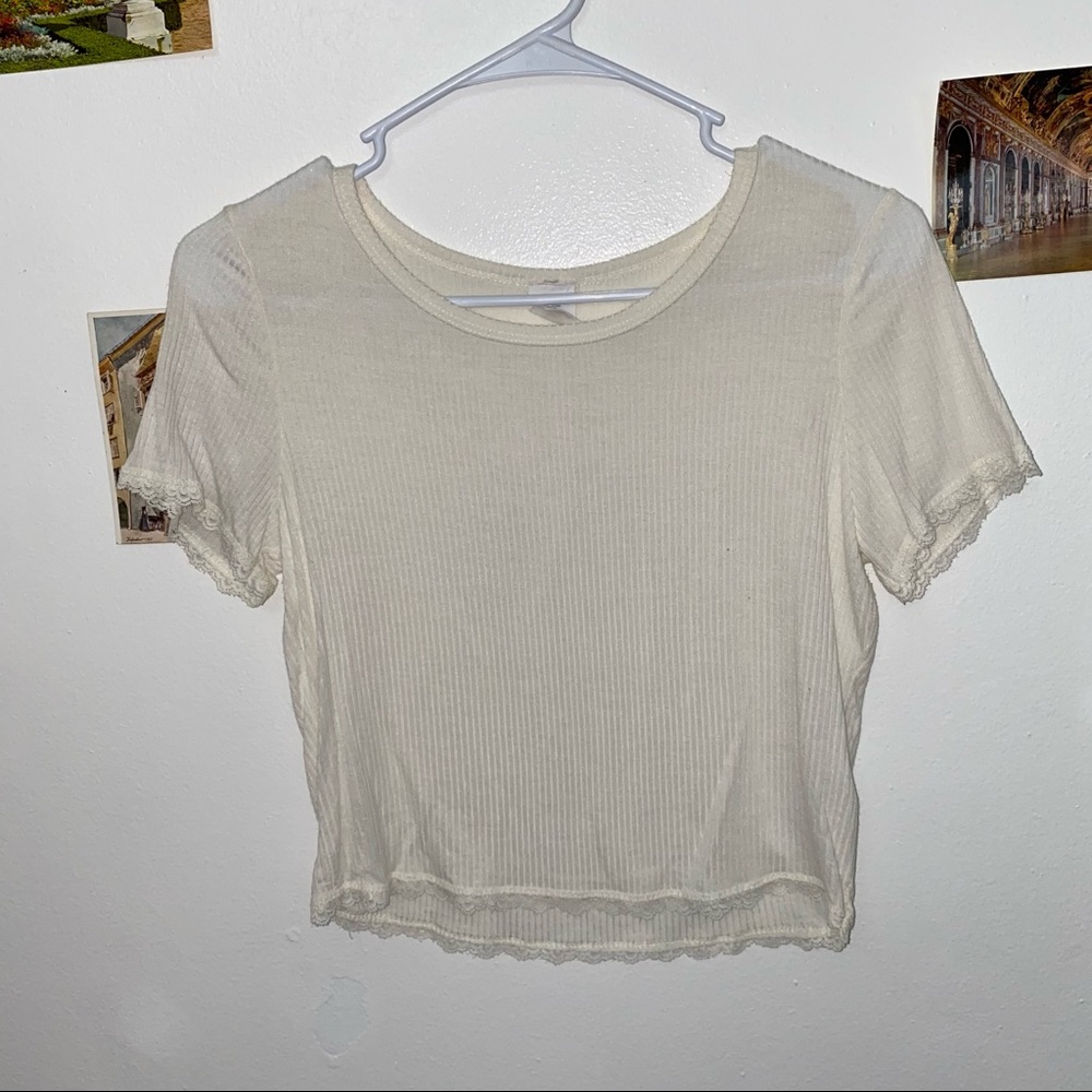 lacey white crop